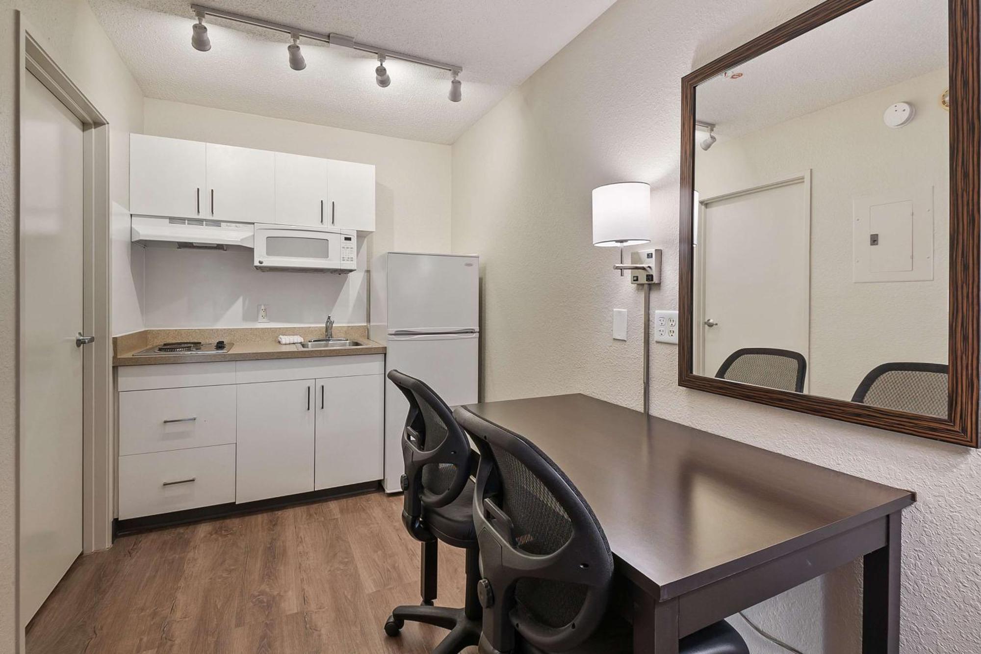 Extended Stay America Suites - Miami - Airport - Blue Lagoon Esterno foto